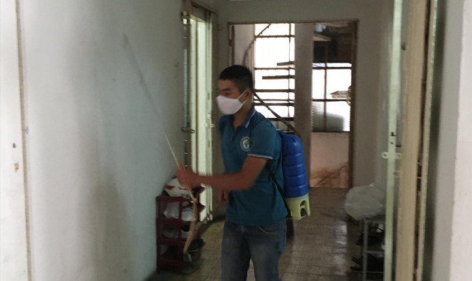 Dịch vụ thuê người đến nhà phun thuốc diệt muỗi đắt hàng.