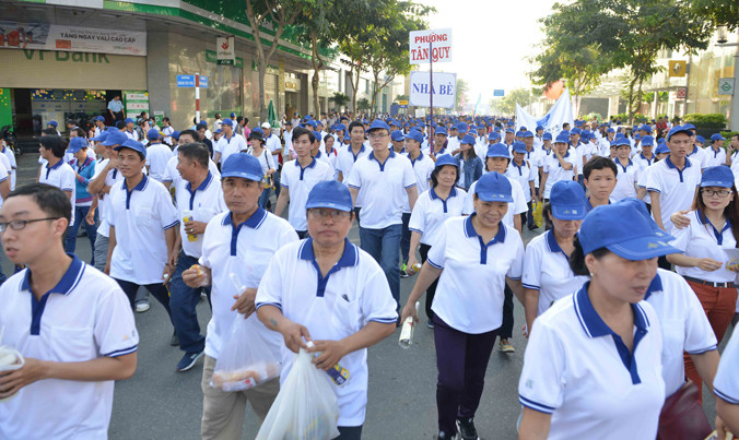 Hơn 15.000 người tham gia chương trình.