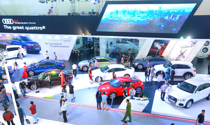Thị trường ô tô sẽ bùng nổ vào năm 2018 khi thuế nhập khẩu xe từ ASEAN xuống còn 0%. Ảnh minh họa: Tô Tùng.