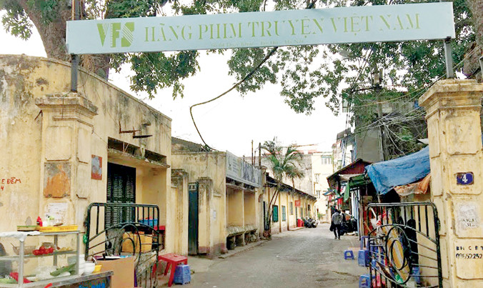 Theo quy định, đất của Hãng phim truyện Việt Nam muốn chuyển đổi thành cao ốc phải thông qua đấu giá. Ảnh minh họa: Sỹ Lực.