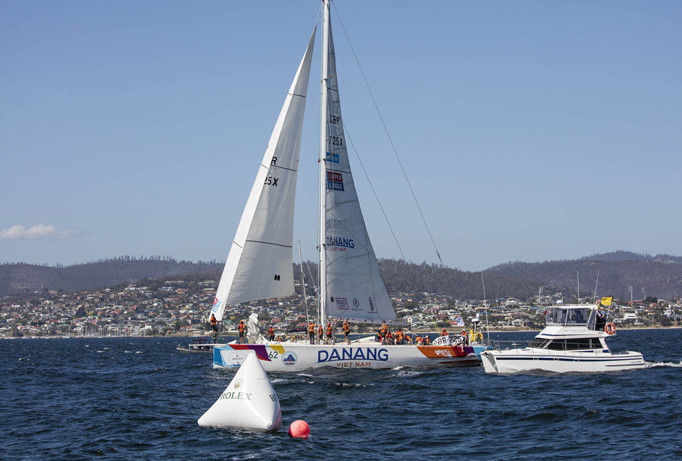 Thuyền buồm mang tên Đà Nẵng trong Cuộc đua Thuyền buồm vòng quanh thế giới Clipper 2015 - 2016 đã đem lại hình ảnh đẹp cho Đà Nẵng trong lòng bạn bè quốc tế. Ảnh: BTC.