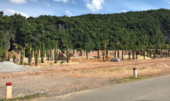 Chưa có báo cáo tác động môi trường nhưng Phù Sa Đỏ đã tiến hành xây dựng công trình trên vùng đất nhạy cảm ở Phong Nha - Kẻ Bàng.