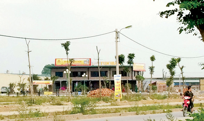 Sau khi ký hợp đồng thuê với giá 5.000 đồng/m2/năm, nhiều đơn vị đã cho thuê lại với giá cao hơn khiến việc giám sát gặp khó khăn.