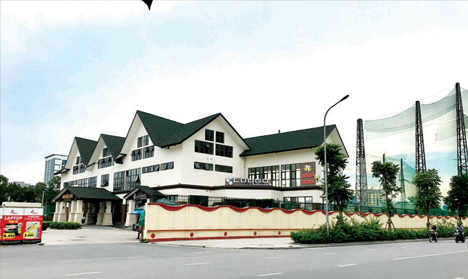 Những công trình “lạ” trong sân bay Bạch Mai