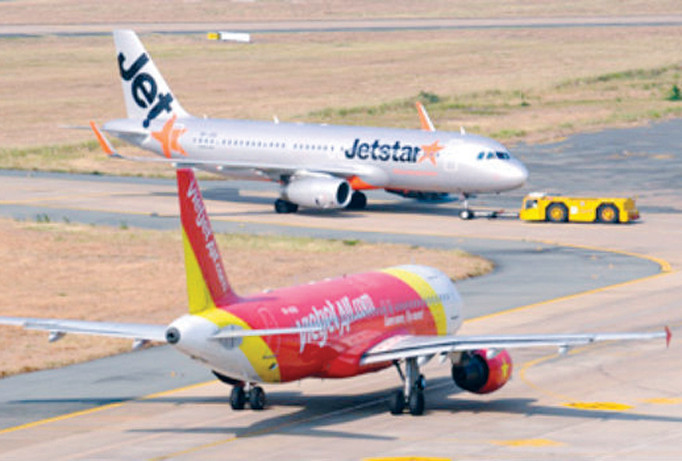 Phải phạt nặng lỗi chậm, hủy chuyến bay