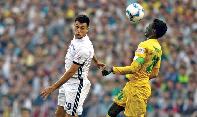 Đỗ Merlo (trái) sẽ giúp Đà Nẵng có điểm ở xứ Thanh? Ảnh: VSI.