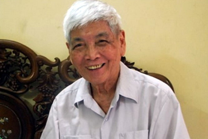 Nhà thơ Việt Phương - Ảnh: ngaynay.vn