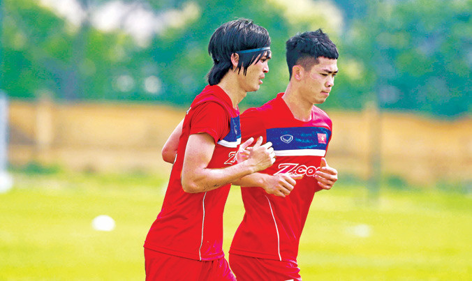 Tuấn Anh và Công Phượng, hai gương mặt nổi bật nhất trong số 11 cầu thủ HAGL được HLV Hữu Thắng triệu tập ở đợt tập trung này. Ảnh: VSI.