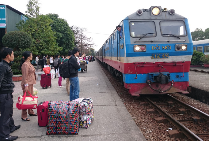 Ngành đường sắt vẫn lạc hậu so với các nước trong khu vực. Ảnh: Như Ý.