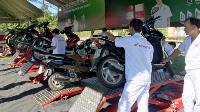 Mỗi năm Honda Việt Nam chấm dứt hợp đồng lao động với hàng nghìn người. Ảnh: Honda.