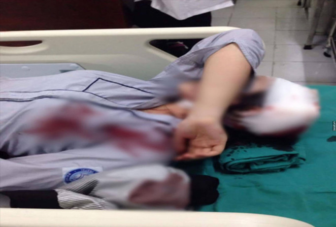 Nữ sinh bị đánh nhập viện xuất phát từ mâu thuẫn “nhìn đểu”.