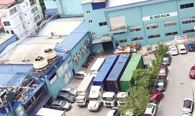 Nhà máy Braun gây ô nhiễm đối với cư dân chung cư 170 Đê La Thành.