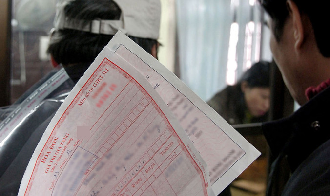 Trong năm 2015, Cty Năng Lượng Xanh và Cty Xăng dầu Năng Lượng Xanh đã xuất gần 4.000 hóa đơn GTGT khống. Ảnh Minh họa: Ngọc Châu.