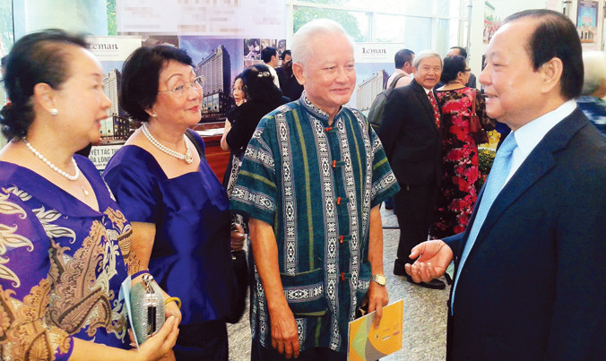 Việt kiều về thăm TPHCM ngày càng nhiều hơn. Ảnh: T.N.A.