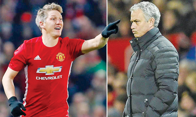 Schweinsteiger không được phép bình luận gì về các đời HLV của Man United.