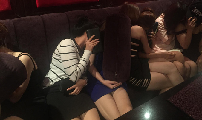 Hiện nay TPHCM chỉ mới quản lý 180 hồ sơ đối tượng mại dâm từ công an cung cấp. Ảnh: CA.