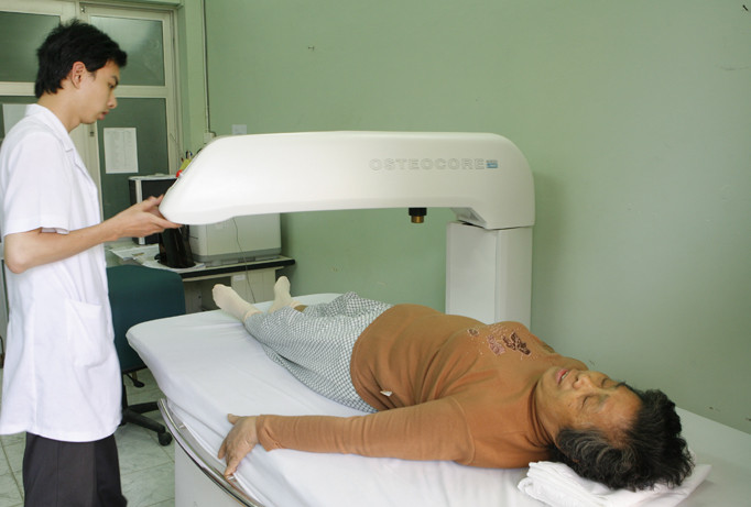 Từ 1/8, nhiều bệnh viện tăng giá dịch vụ y tế. Ảnh: Hồng Vĩnh.