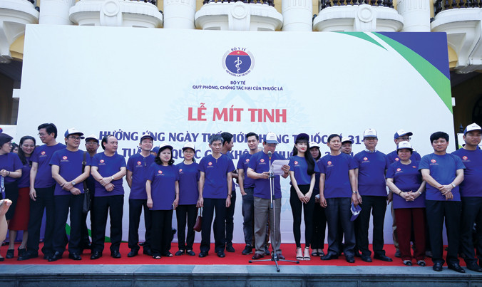 Lễ phát động diễu hành hưởng ứng ngày Thế giới không thuốc lá 31/5 và Tuần lễ quốc gia không thuốc lá 25-31/5.