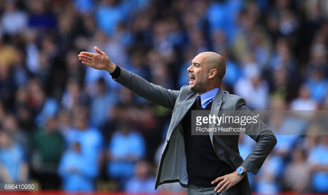 Pep Guardiola phải “mua” bằng được danh hiệu trong mùa giải tới với hầu bao 300 triệu bảng được cấp. Ảnh: GETTY IMAGES.