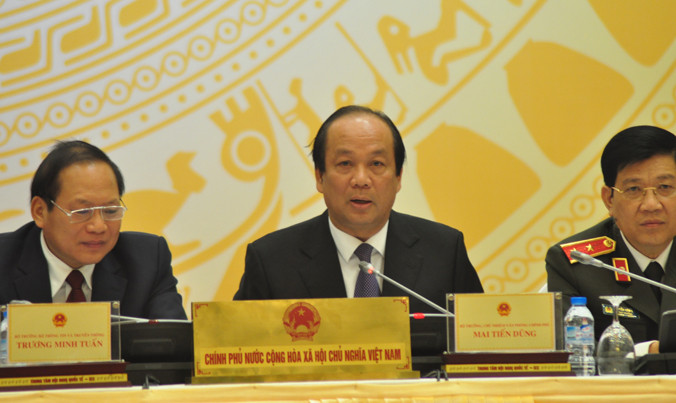 Bộ trưởng, Chủ nhiệm VPCP Mai Tiến Dũng trả lời tại cuộc họp báo ngày 1/3. Ảnh: V.K.