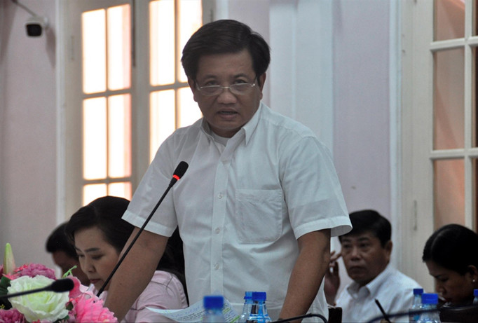 Ông Đoàn Ngọc Hải mong muốn được giao toàn quyền để dẹp vỉa hè. Ảnh: Việt Văn.