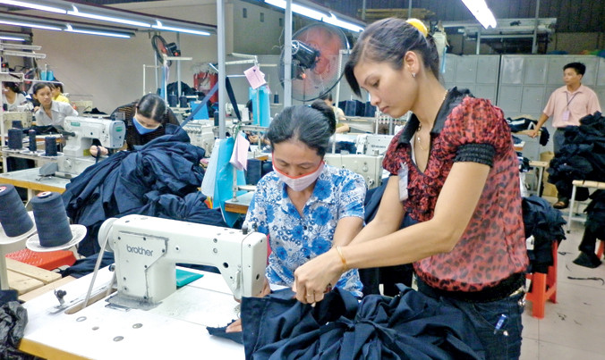 Đào tạo nghề cho lao động nông thôn nhiều nơi còn theo phong trào, chưa gắn với nhu cầu sử dụng. Ảnh: Bình Phương.