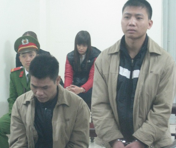 Hai bị cáo trong phiên xử