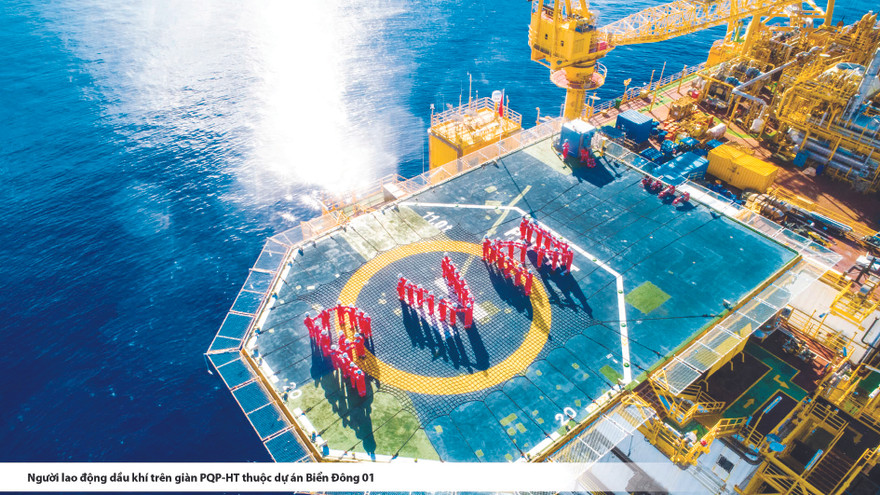 Người lao động dầu khí trên giàn khoan thuộc dự án Biển đông 01 ảnh PVN