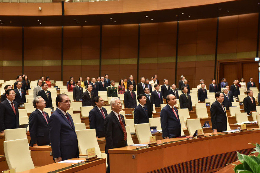 Quốc hội dành một phút mặc niệm trung tướng Nguyễn Văn Man và cán bộ, chiến sĩ đã hy sinh, đồng bào tử nạn trong đợt mưa lũ vừa qua