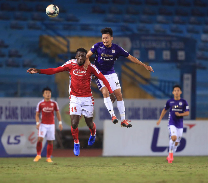 CLB Hà Nội phải thắng HAGL để duy trì bám đuổi với Sài Gòn FC. Ảnh: Anh Tú 