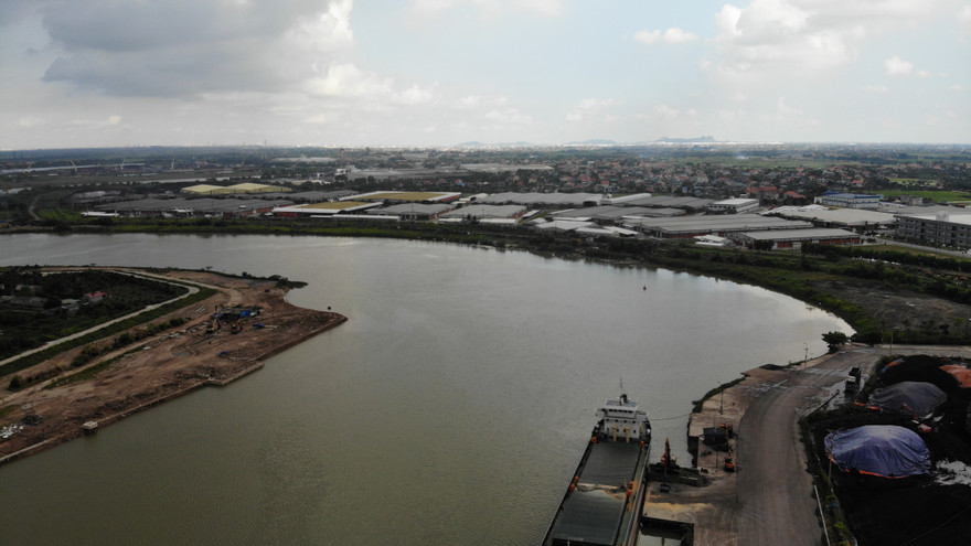 Vùng nước phía ngoài diện tích cấp cho Cty Thế Anh đã được cấp cho đơn vị khác làm vùng nước quay trở cho tàu thuyền.