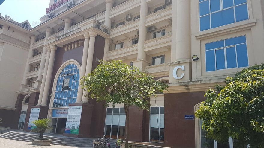 Thêm một đại học vượt rào, đào tạo văn bằng 2 tiếng Anh