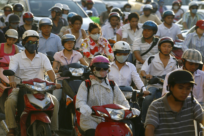  Các nhà văn hóa cho rằng: Đã đến lúc, cần phải xây dựng các bộ quy tắc đạo đức trong mọi lĩnh vực của đời sống xã hội Ảnh: Hồng Vĩnh