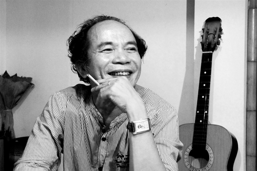 Chân dung độc đáo của Nguyễn Trọng Tạo được Nguyễn Đình Toán chụp 