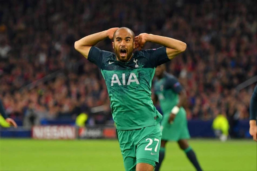 Người hùng Lucas Moura viết lên trang sử mới cho Tottenham