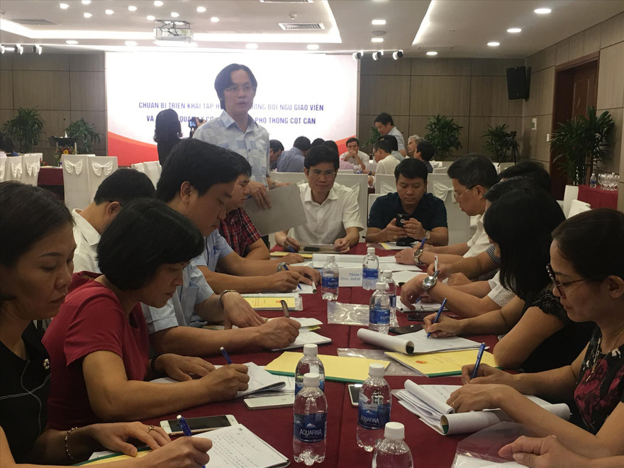 Cán bộ quản lý ở các Sở GD&ĐT, Phòng GD&ĐT tham gia tập huấn do Bộ GD&ĐT tổ chức. Ảnh: Nghiêm Huê