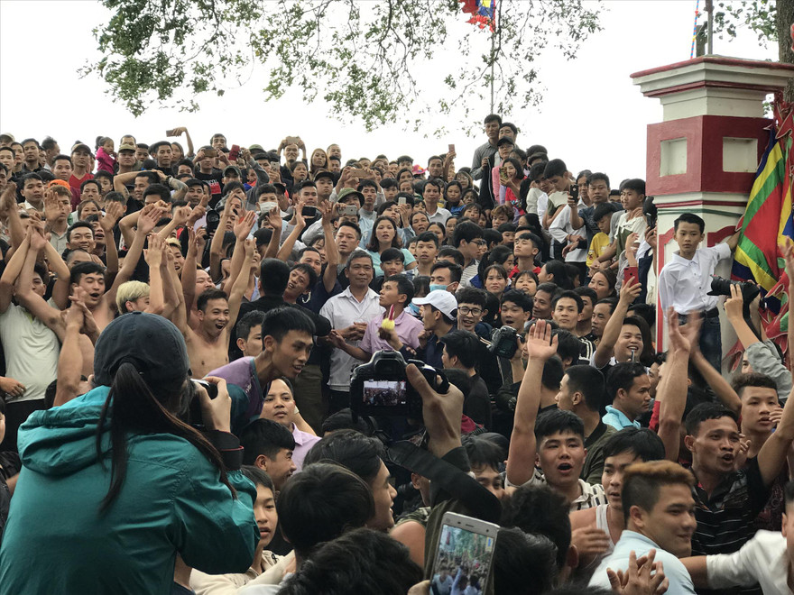 Cướp phết Hiền Quan năm 2019 phải dừng tổ chức vì lo vỡ trận. Ảnh: HÀ THƯ
