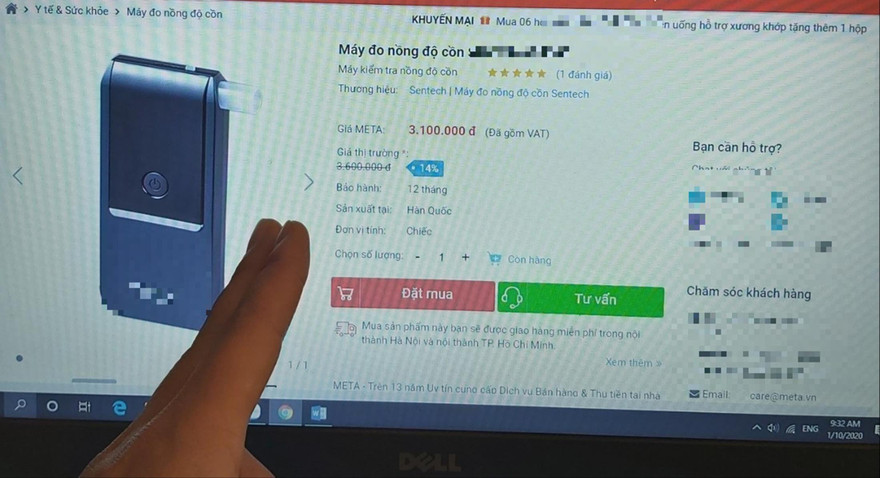 Hàng loạt loại máy đo nồng độ cồn được bán trên mạng. Ảnh: Võ Hóa 