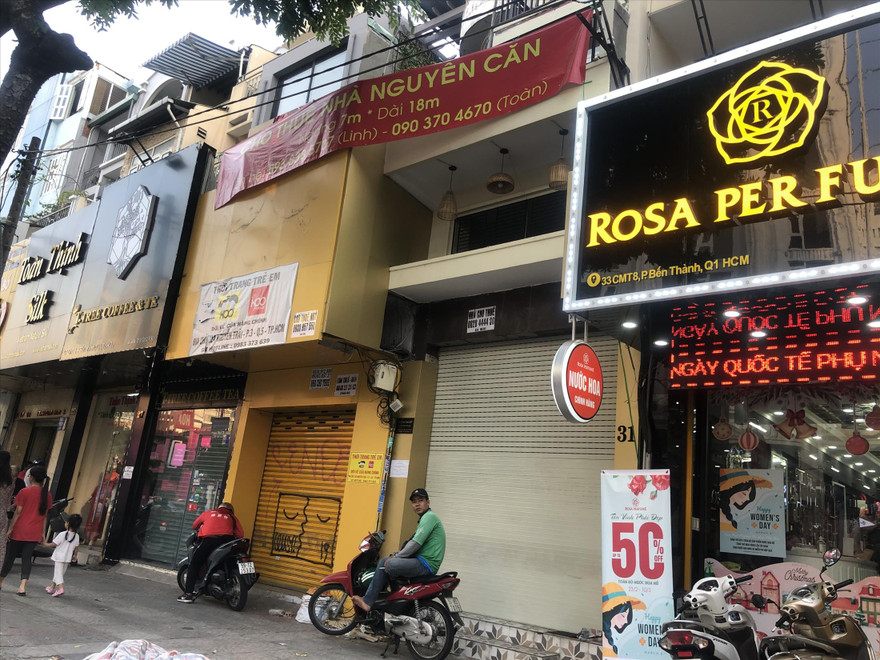 Chủ hàng loạt quán tại TPHCM đóng cửa, trả mặt bằng