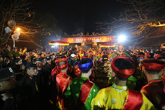 Lễ khai ấn đền Trần năm 2015. Ảnh: Hồng Vĩnh