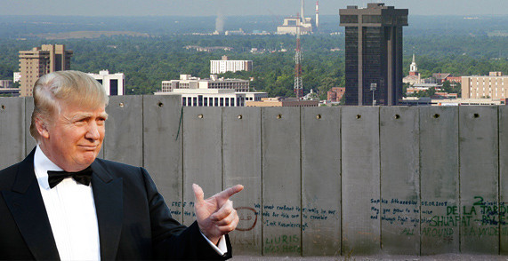 Đâm thủng bức tường