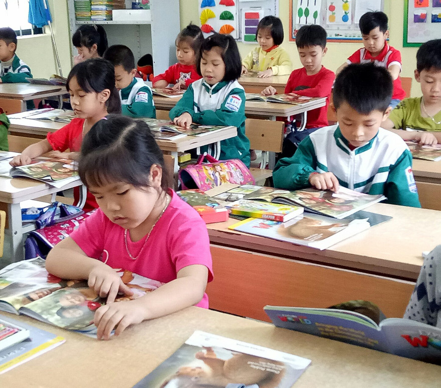 Từ năm học 2020 - 2021 học sinh lớp 1 sẽ học SGK mới. Ảnh: Hồng Vĩnh