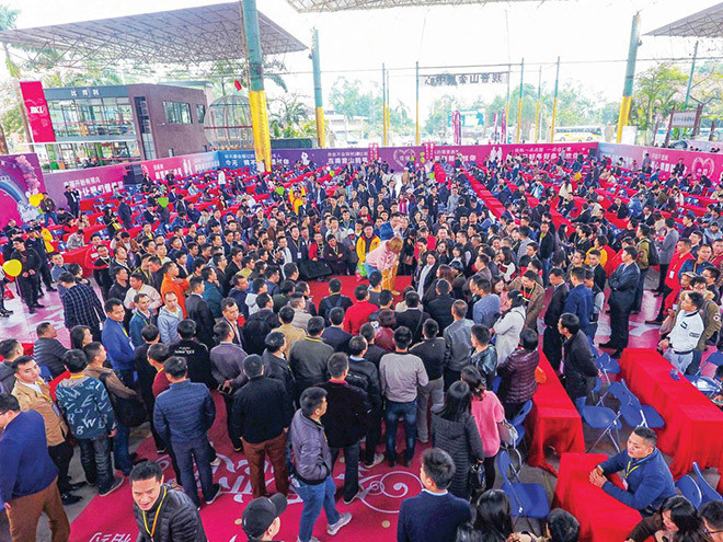 Quang cảnh phiên chợ cuối năm 