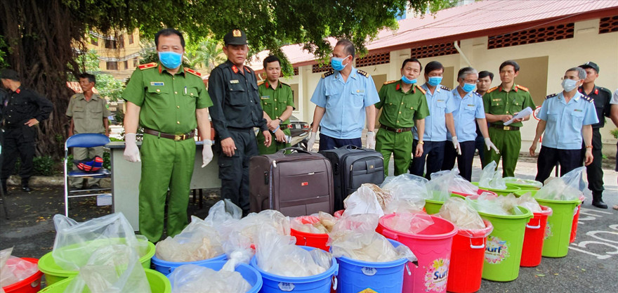 Việt Nam vừa là địa bàn trung chuyển ma túy vừa là địa bàn tiêu thụ ma túy. Ảnh Văn Minh 