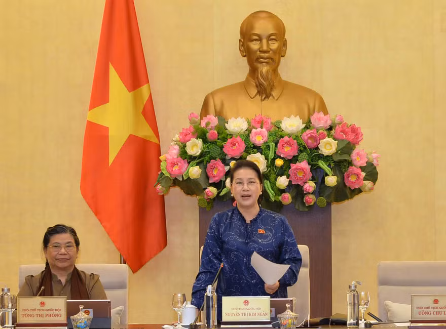 Chủ tịch Quốc hội Nguyễn Thị Kim Ngân phát biểu bế mạc Phiên họp thứ 37 của Ủy ban Thường vụ Quốc hội. Ảnh: Quang Khánh