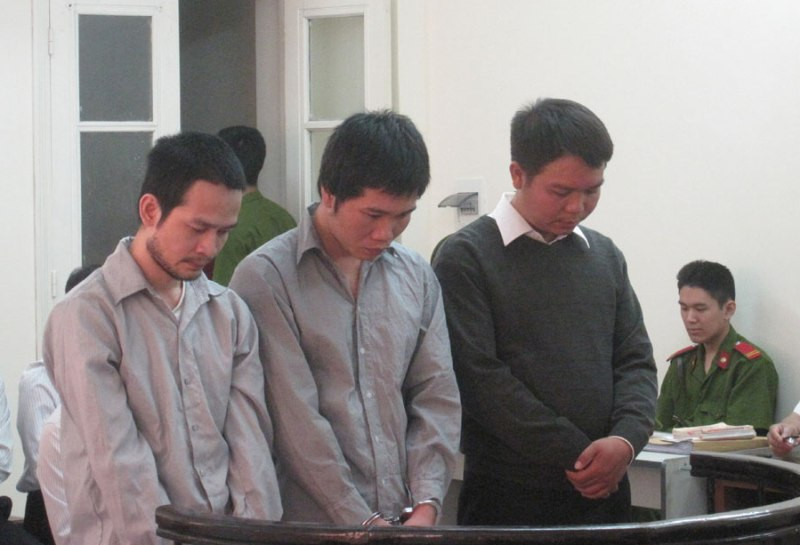 Các bị cáo tại phiên tòa.