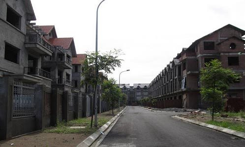 HUD không dám 'cắt lỗ' bất động sản