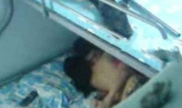  Chịu 350 cái tát để bạn gái cho 'quan hệ'