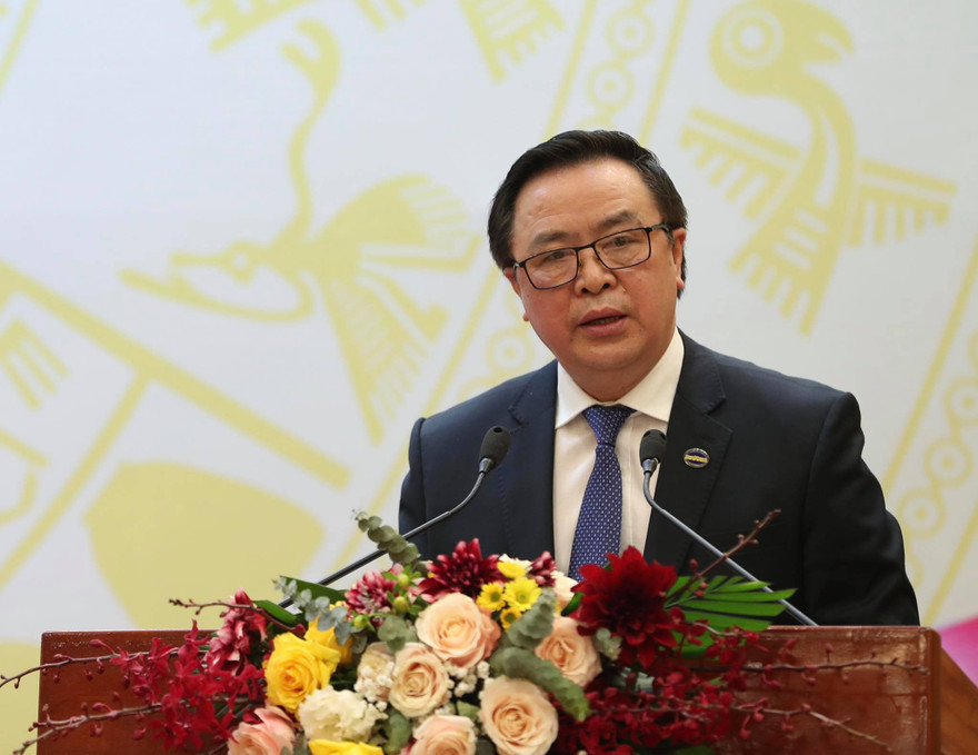 Trưởng ban Đối ngoại T.Ư Hoàng Bình Quân chủ trì cuộc họp thông báo cho Đoàn Ngoại giao và các Tổ chức quốc tế tại Việt Nam về Đại hội đại biểu toàn quốc lần thứ XIII của Đảng. Ảnh: Như Ý