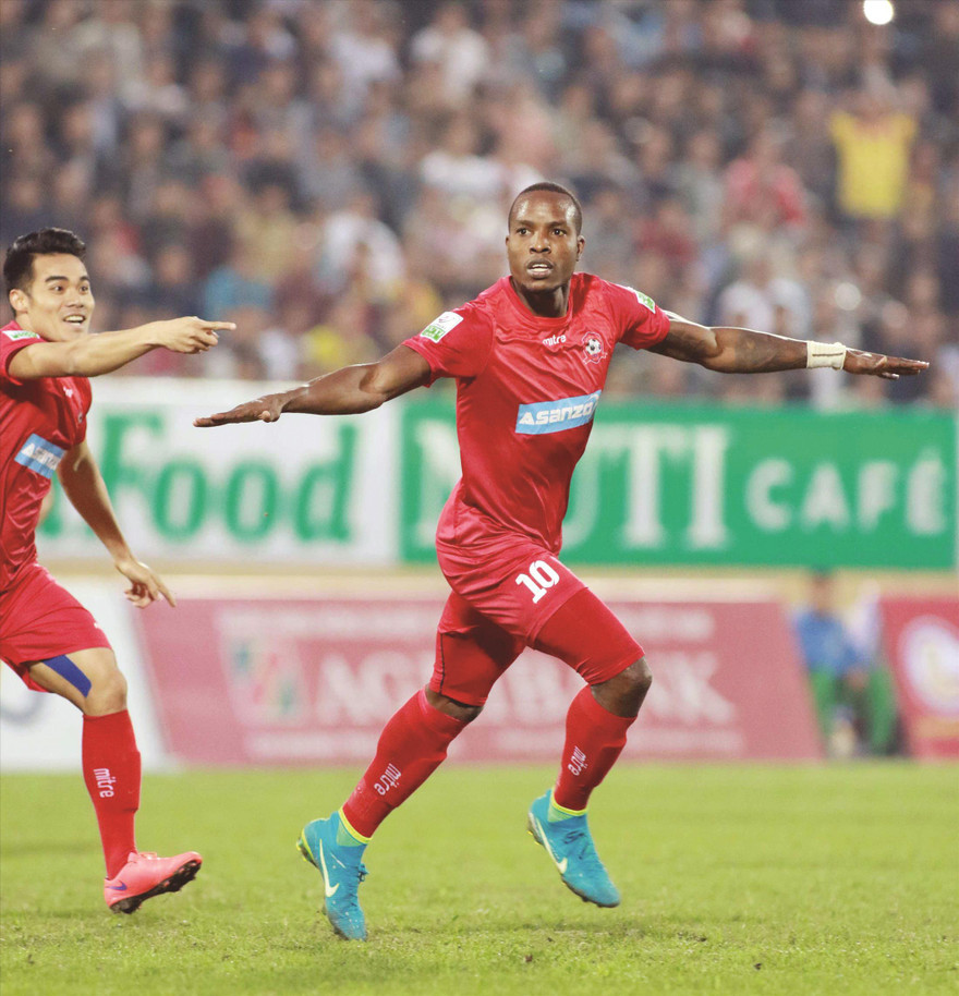 Tiền đạo Stevens thời còn khoác áo CLB Hải Phòng. Ảnh: VSI